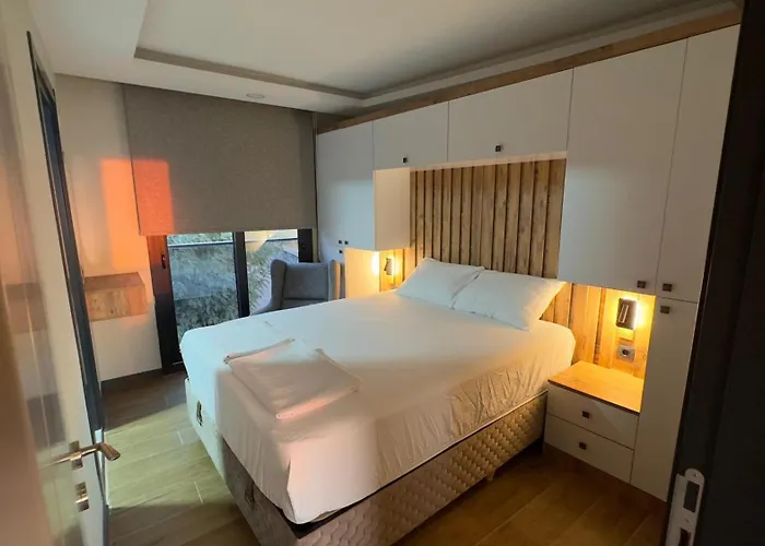 Guler Boutique Kusadasi